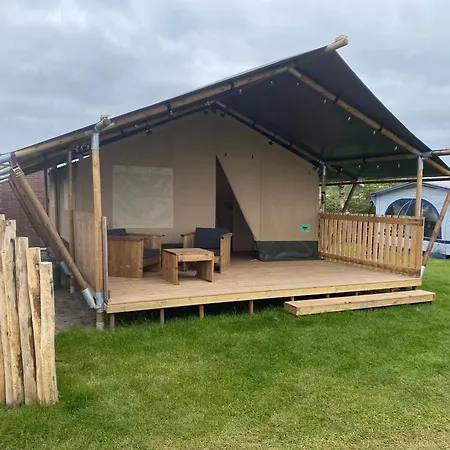 Strandcamping Jagtveld ス・グラーヴェンザンデ